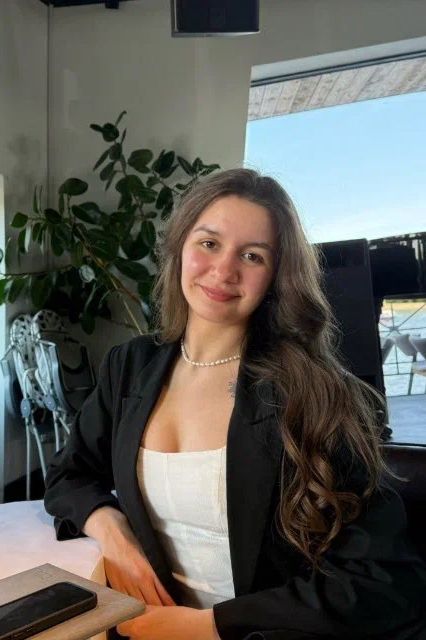 Варвара Зырянова, Тревел-менеджер